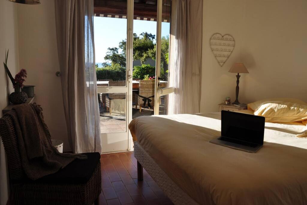Villa Abeille : Douces Vacances D'Ete Avec Vue Mer Cavalaire-sur-Mer Exterior photo